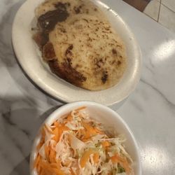 El Gustito Pupuseria y Restaurant - Curtido salad and pupusa