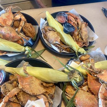 Hooper's Crab House - AYCE Crabs, Shrimp, Corn, Hush Puppies, & Fried Chicken - Seafood Near Me - Ocean City, Maryland