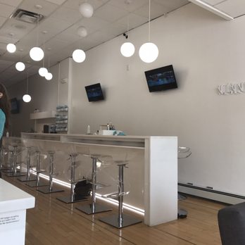 Aer Nailbar - Mani station - Nail Salons Near Me - Brookline, Massachusetts