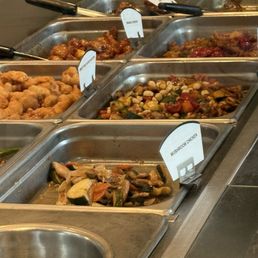 You can order individual items or combo plates from prepared dishes (very fresh)
