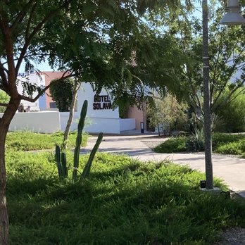Hotel Solaya - Hotel Access from the Civic Center Park - Hotels Near Me - Scottsdale, Arizona