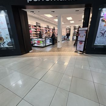 Perfumania - Perfume Near Me - Edison, New Jersey Perfumania - Perfume Near Me - Edison, New Jersey