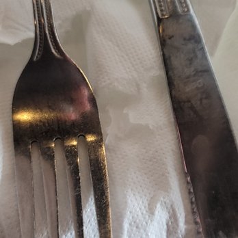 Giordano's - a fork and a knife - Pizza Near Me - Columbus, Ohio
