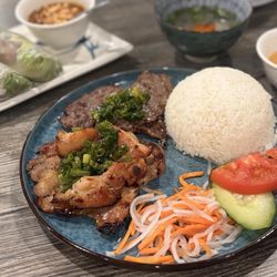 Pho 999 - Make your own rice plate (chicken & beef)