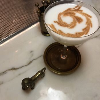 Sweet Polly - Cocktail Bars Near Me - Brooklyn, New York