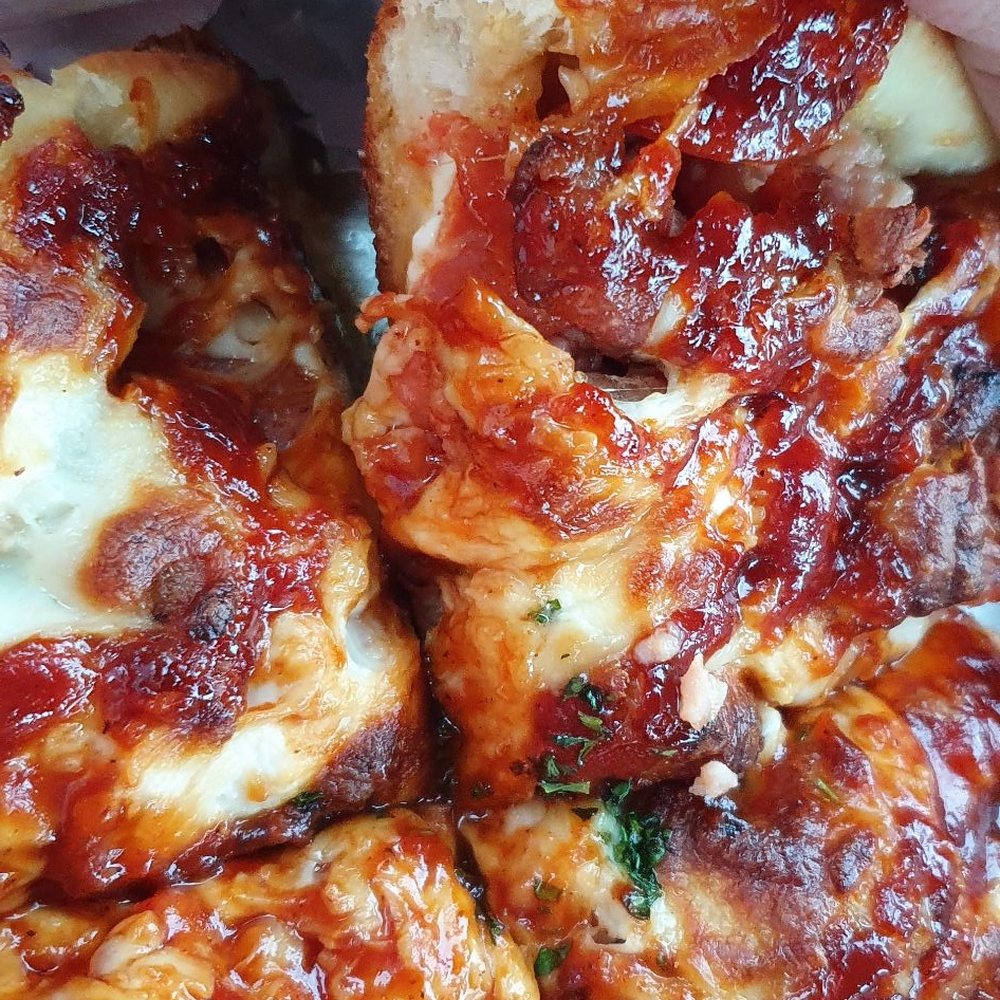 The Hungry Italian - Pizza Near Me - Oakville, Ontario