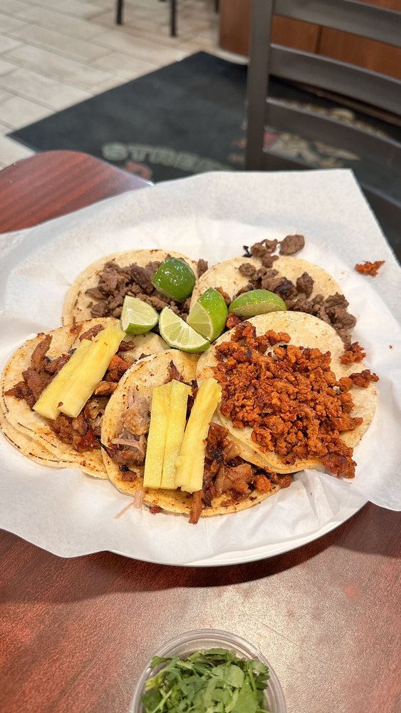 Don Joaquín Street Tacos