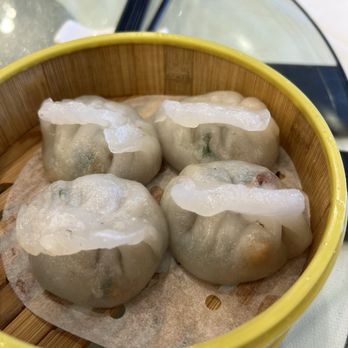 Lee Garden Seafood Restaurant - Shrimp and peanut dumplings - Dim Sum Near Me - Burnaby, British Columbia Lee Garden Seafood Restaurant - Shrimp and peanut dumplings - Dim Sum Near Me - Burnaby, British Columbia