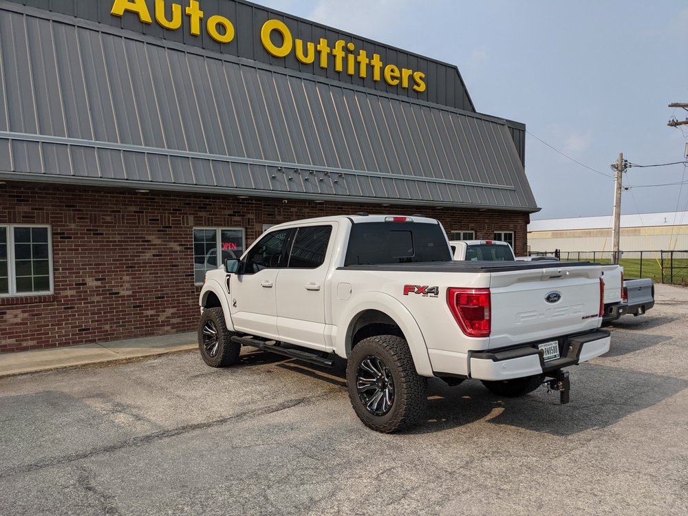 AUTO OUTFITTERS Updated September 2024 60 Photos 1240 S 10th St