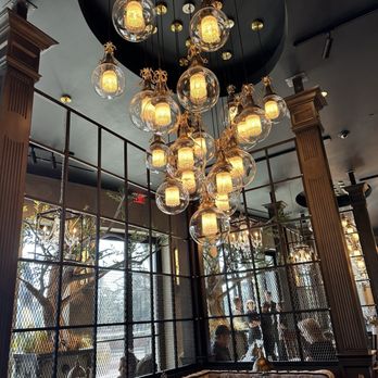 Wolf by Vanderpump at Caesars Republic Lake Tahoe - American Near Me - Stateline, Nevada