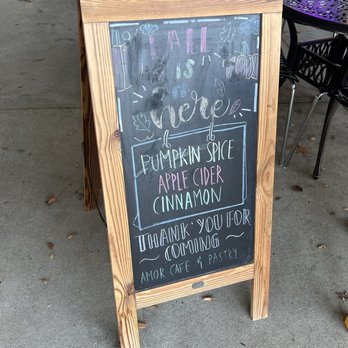 Amor Cafe & Pastry - Bakeries Near Me - Centreville, Virginia