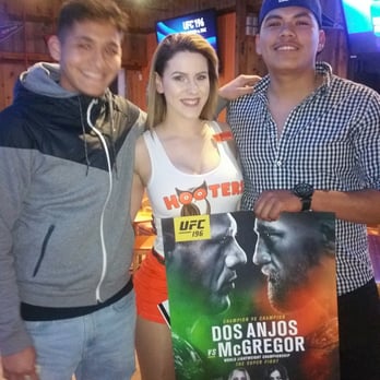 Hooters - With the great server Autumn! - American Near Me - Ontario, California