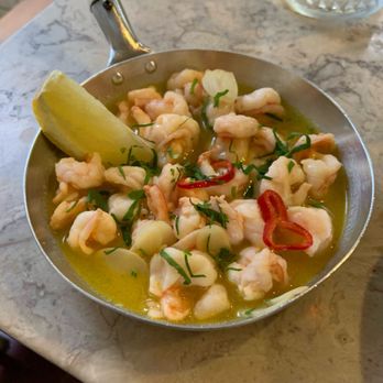 Petisqueira Conqvistador - Sautéed shrimp with garlic - Portuguese Near Me - Lisbon, 11 Petisqueira Conqvistador - Sautéed shrimp with garlic - Portuguese Near Me - Lisbon, 11