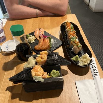 Kusshi - e! - Sushi Bars Near Me - Vienna, Virginia