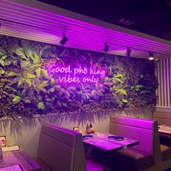 Pho Bar Vietnamese Kitchen - Decor and Vibes are - Vietnamese Near Me - Davie, Florida