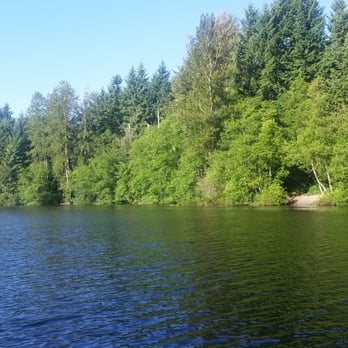 Bradley Lake Park - Another beautiful day - Parks Near Me - Puyallup, Washington