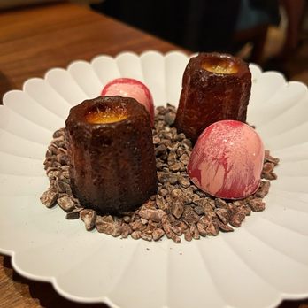 l’abeille - Canelé and bonbons - French Near Me - New York, New York