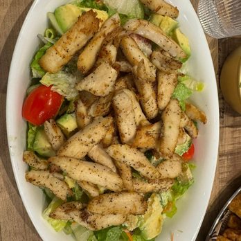 Pelicana Chicken - Chicken Avocado salad - Chicken Wings Near Me - Plainview, New York