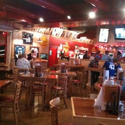 WingHouse Bar & Grill