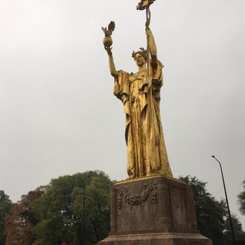 Weird Chicago Tours - Some of the tour stops. - Tours Near Me - Chicago, Illinois