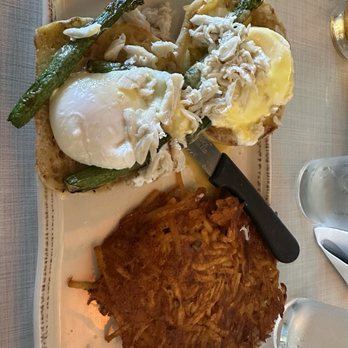 Blu Island Bistro - Crab lump eggs Benedict with hashbrowns. - New American Near Me - Venice, Florida Blu Island Bistro - Crab lump eggs Benedict with hashbrowns. - New American Near Me - Venice, Florida