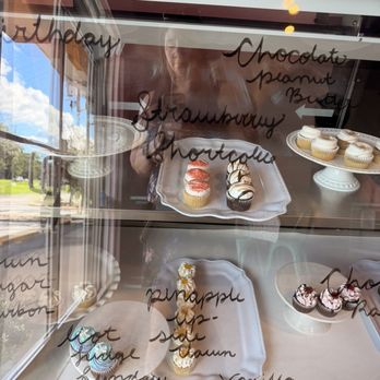 Sugardarlings Cupcakes - Desserts Near Me - Lutz, Florida Sugardarlings Cupcakes - Desserts Near Me - Lutz, Florida