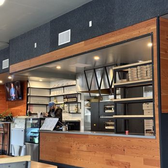 SLIVER Pizzeria- Lafayette - The inside - Pizza Near Me - Lafayette, California