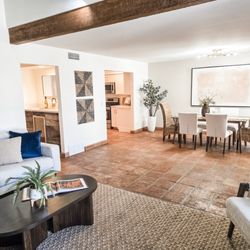 Staging Arizona - Staged Living Room in Central Phoenix, AZ
