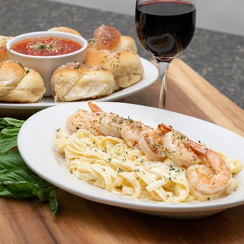 Wilder's Pizza - It's wine and pasta time! - Pizza Near Me - Bradenton, Florida