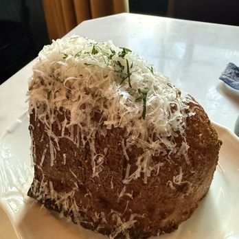 Donna's - Garlic bread - Italian Near Me - Los Angeles, California Donna's - Garlic bread - Italian Near Me - Los Angeles, California