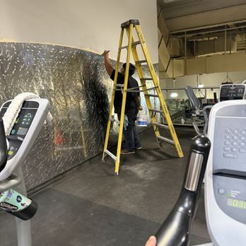24 Hour Fitness - Compton - Gyms Near Me - Compton, California