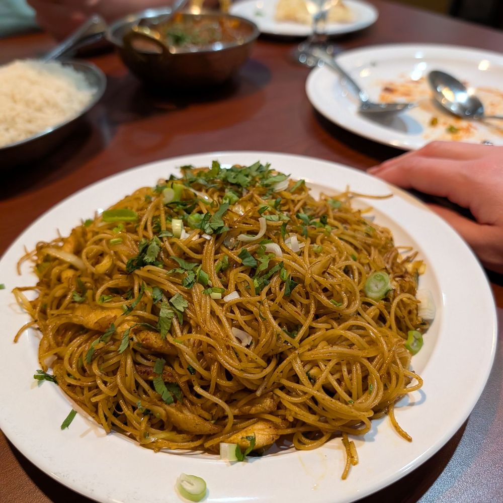 Peppers Restaurant - Chicken chow mein - Indian Near Me - Jamestown, North Carolina Peppers Restaurant - Chicken chow mein - Indian Near Me - Jamestown, North Carolina