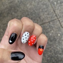 Nails By Sue - Disney themed
