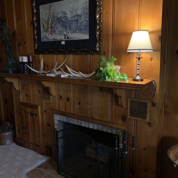 Live Oak B&B - Bed & Breakfast Near Me - Glen Rose, Texas Live Oak B&B - Bed & Breakfast Near Me - Glen Rose, Texas