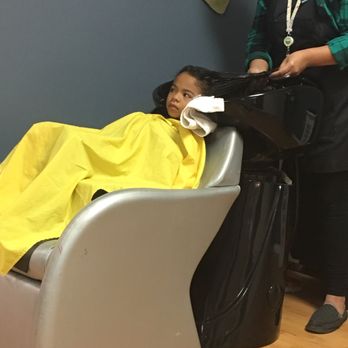 Family Cutz - Kids Hair Salons Near Me - Paramount, California