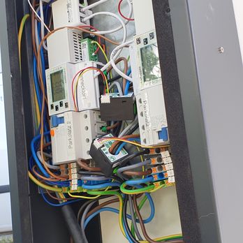 Elektro Reibsch - Innenleben Ladesäule - Electricians Near Me - Berlin, BE