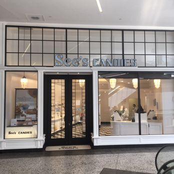 See's Candies - Door way - Candy Stores Near Me - Los Angeles, California See's Candies - Door way - Candy Stores Near Me - Los Angeles, California