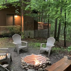 Allstar Lodging Vacation Cabin Rentals - Hillside Haven