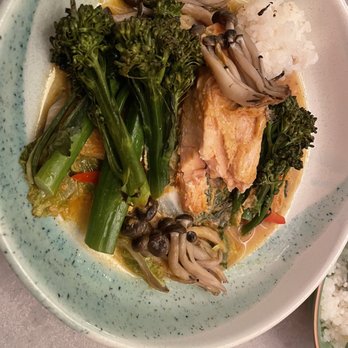 Minami Toronto - Excellent salmon in a miso sauce for the famous chef Thomas. - Japanese Near Me - Toronto, Ontario Minami Toronto - Excellent salmon in a miso sauce for the famous chef Thomas. - Japanese Near Me - Toronto, Ontario