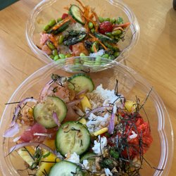 D'Amore Cafe & Deli - Front bowl is the tuna lover far bowl is my daughters salmon creation.