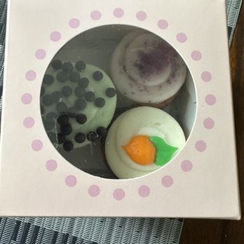 Dots Cupcakes - Mini carrotcake, blueberry cheesecake, and chocolate mint cupcakes - Cupcakes Near Me - Irvine, California