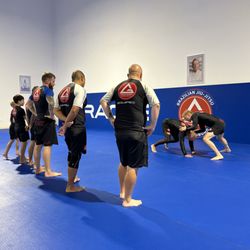 Gracie Barra Fredericksburg - Here, professors demonstrate a new skill. Visit and train no gi with Professor Kristian !