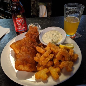 Grady's Public House - Fish and tots - Pubs Near Me - Vancouver, Washington
