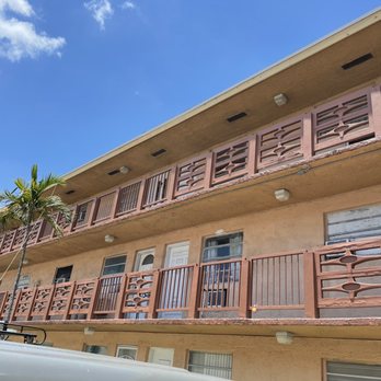 Top Seal Services Corp - Repaired Fascia by Top Seal - Roofing Near Me - Miami, Florida Top Seal Services Corp - Repaired Fascia by Top Seal - Roofing Near Me - Miami, Florida