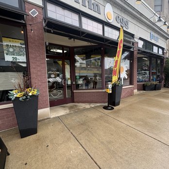 Effin Egg - Outside - Breakfast & Brunch Near Me - Detroit, Michigan