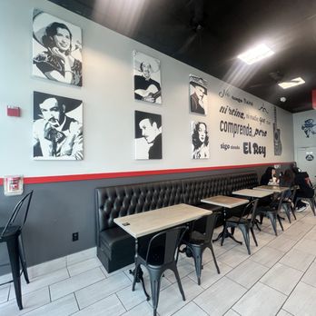 Mariachi Bakery - Bakeries Near Me - Downey, California