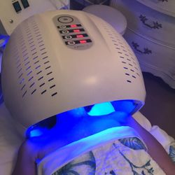 About Face Skincare by Michelle - The Blue LED Photo-facial helps control oil production and reduce acne! This machine also has Red LED and Green LED!