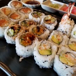 Spicy Salmon, unagi, dynamite roll Spicy Salmon, unagi, dynamite roll