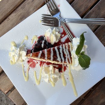 Asylum Restaurant - American Near Me - Jerome, Arizona