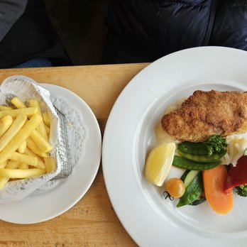 Restaurant Engelberg - Cordon blue side of French fries and Steam veggies - Swiss Food Near Me - Engelberg, OW